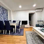 Apartamento Center 400 M From National Theatre Sarajevo