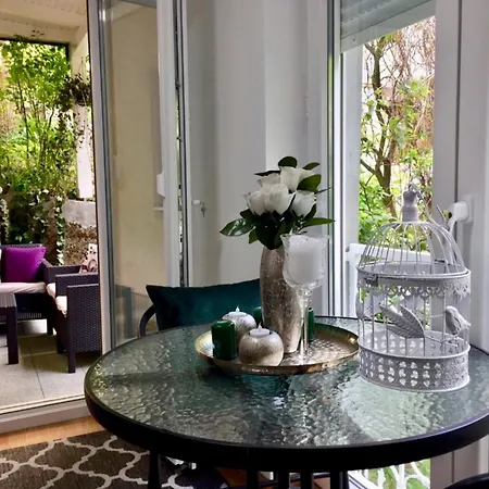 Apartamento Center 400 M From National Theatre *