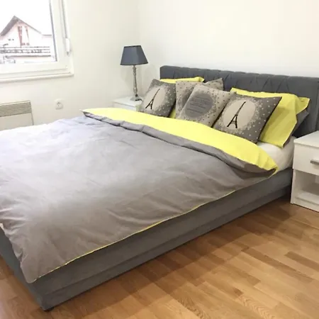 Center 400 M From National Theatre Apartman *